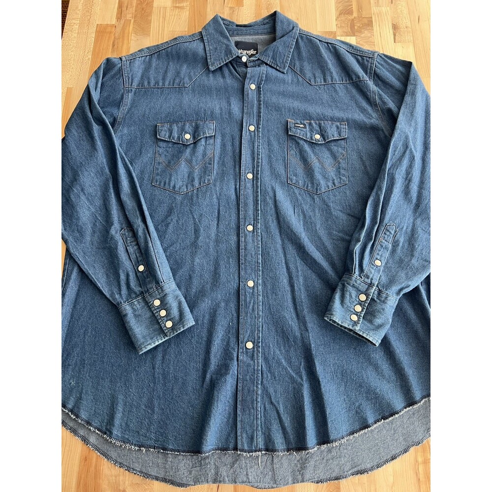 Wrangler Long Sleeve Med. Wash Denim Snap Work Shirt Western Cowboy Vintage 2XT